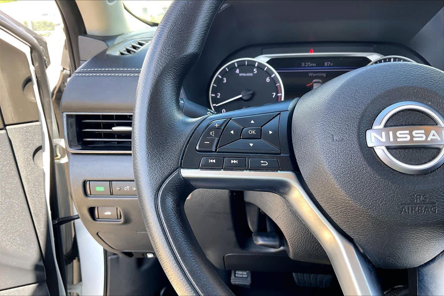 Used 2024 Nissan Sentra SV FWD image 24