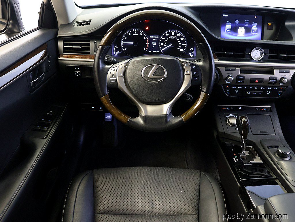 Used 2015 Lexus ES 350 w/ Premium Package FWD image 14