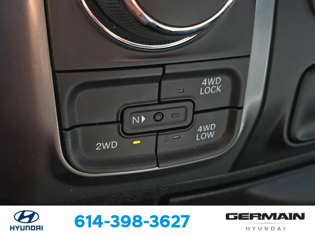 Used 2024 RAM 1500 Classic SLT AWD/4WD image 32