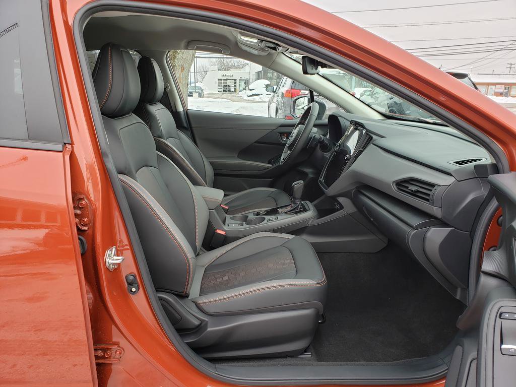 Used 2025 Subaru Crosstrek 2.5i Limited w/ Crosstrek Mirror Package AWD/4WD image 17