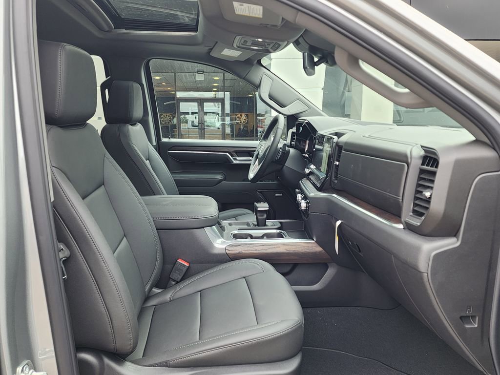 New 2026 GMC Sierra 1500 SLT w/ SLT Premium Plus Package AWD/4WD image 39