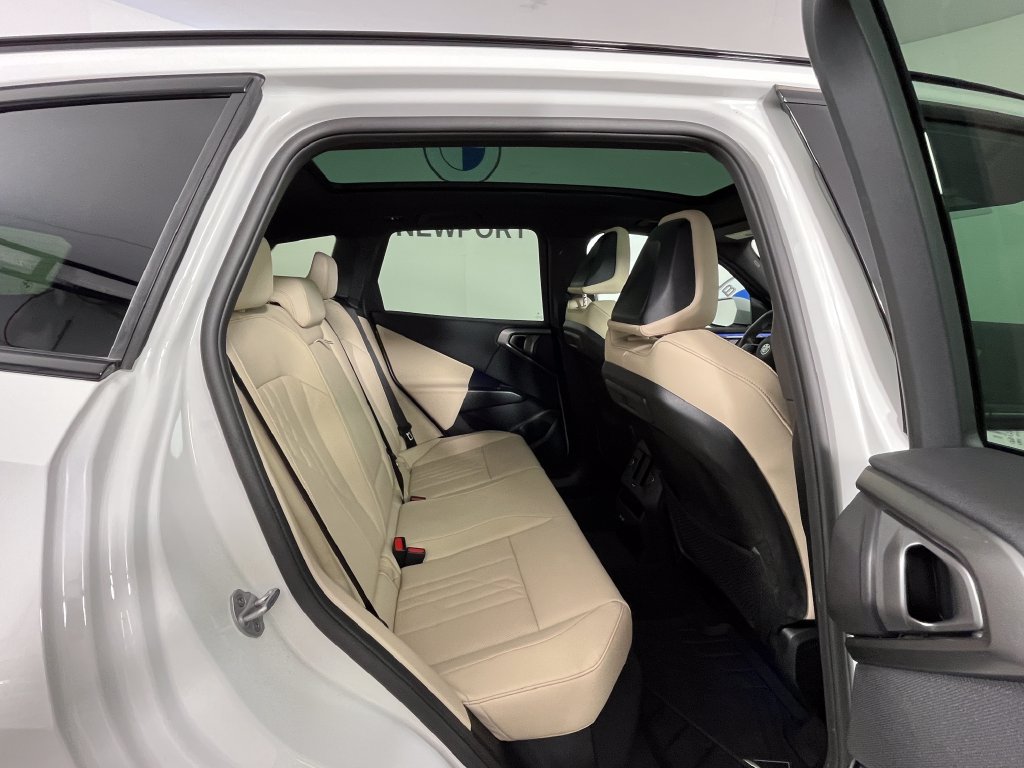 Certified 2026 BMW X3 xDrive30i w/ M Sport Package AWD/4WD image 22