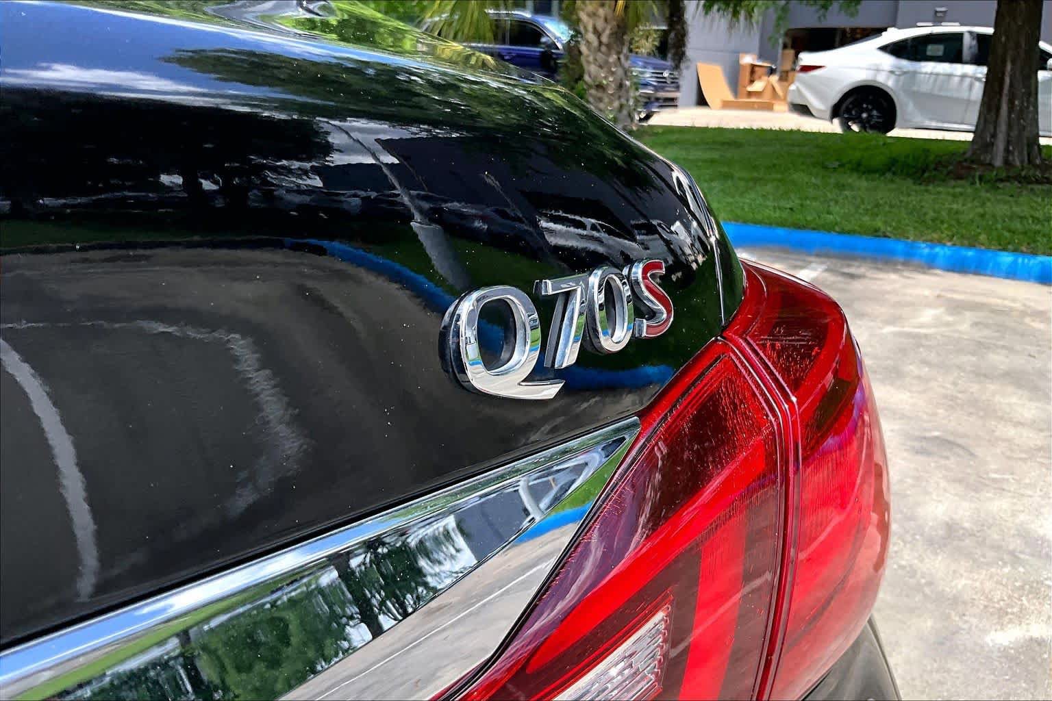 Used 2015 INFINITI Q70 3.7 w/ Sport Package RWD image 27