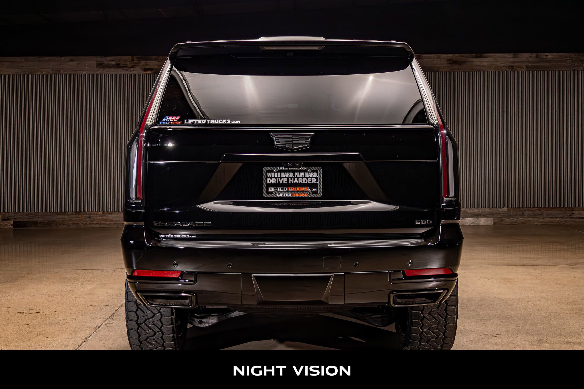 Used 2026 Cadillac Escalade Platinum Sport w/ LPO, ONYX Package image 7