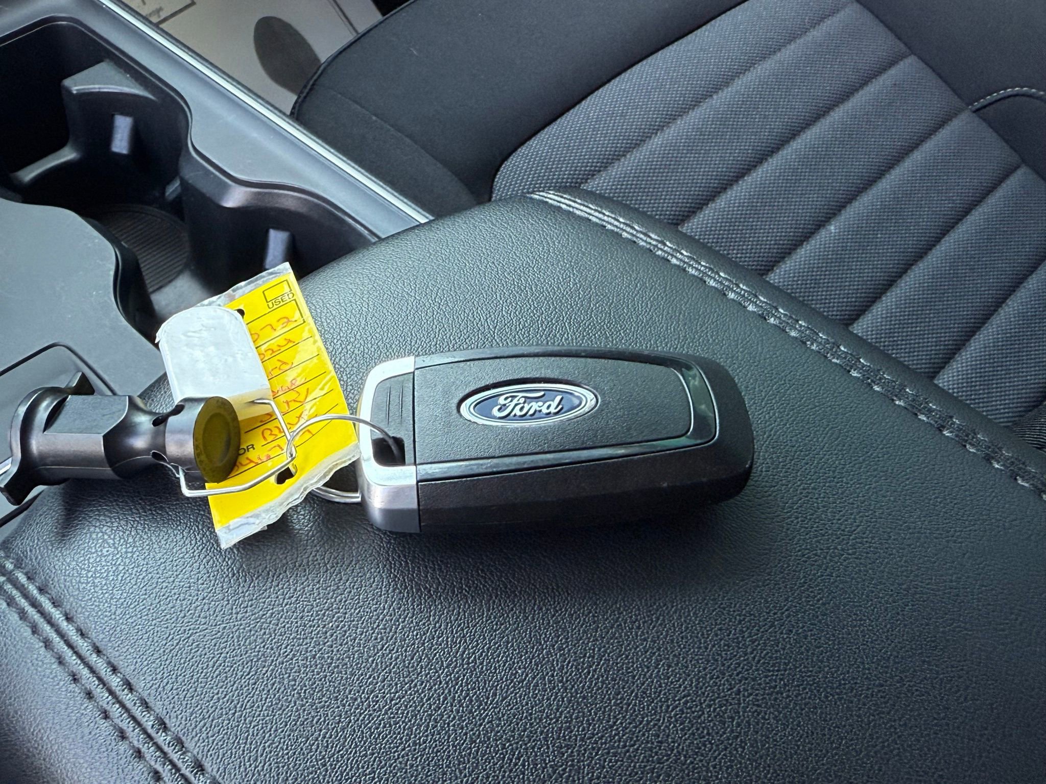 Used 2024 Ford Edge SE image 42