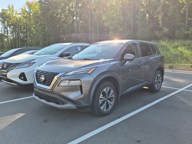 Used 2023 Nissan Rogue SV FWD image 2