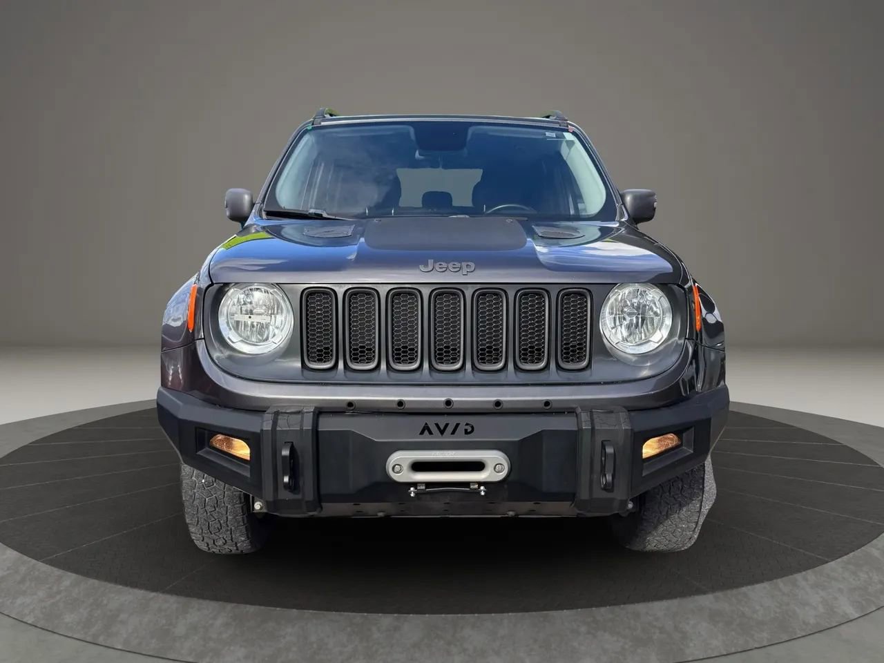 Used 2016 Jeep Renegade Trailhawk image 3