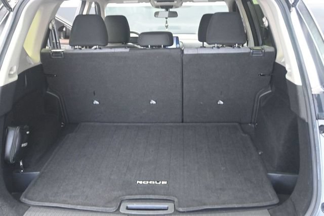 Used 2023 Nissan Rogue SV AWD/4WD image 18