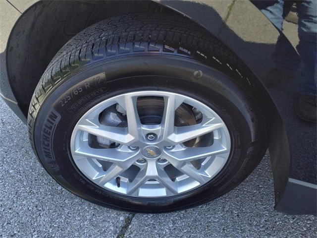 Used 2023 Chevrolet Equinox LT image 23