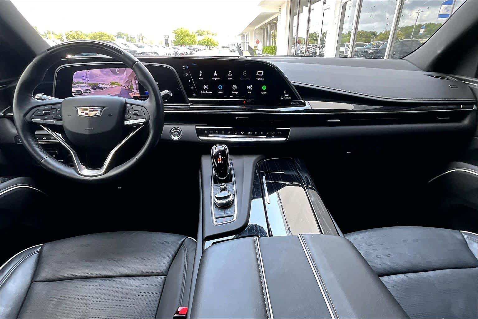Used 2024 Cadillac Escalade Sport w/ LPO, ONYX Package AWD/4WD image 15