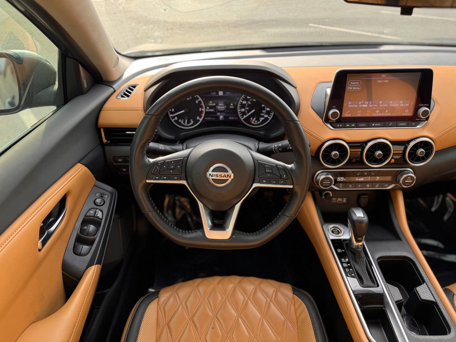 Used 2022 Nissan Sentra SV w/ SV Premium Package image 28