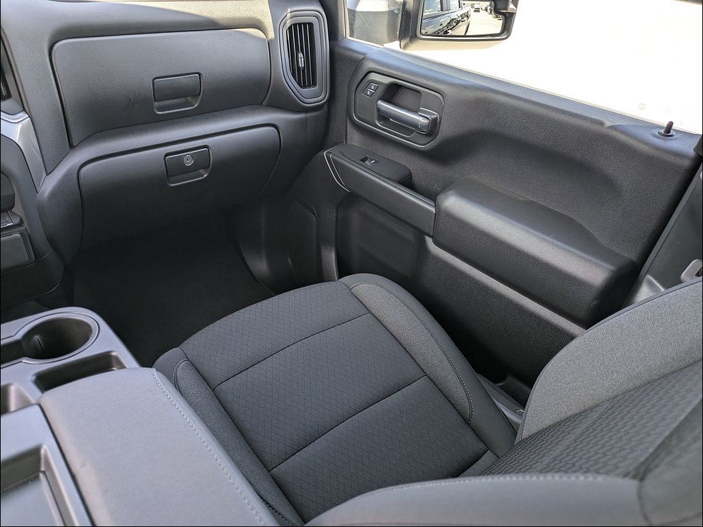 Certified 2024 Chevrolet Silverado 2500 Custom w/ Custom Value Package AWD/4WD image 16