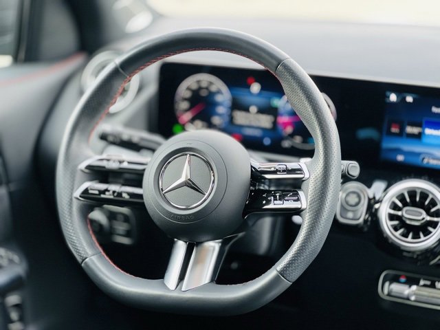 Certified 2024 Mercedes-Benz GLA 250 4MATIC image 10