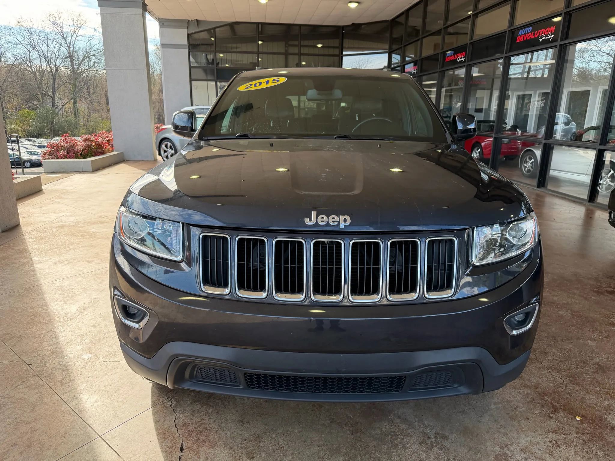 Used 2015 Jeep Grand Cherokee Laredo w/ Quick Order Package 23E image 2
