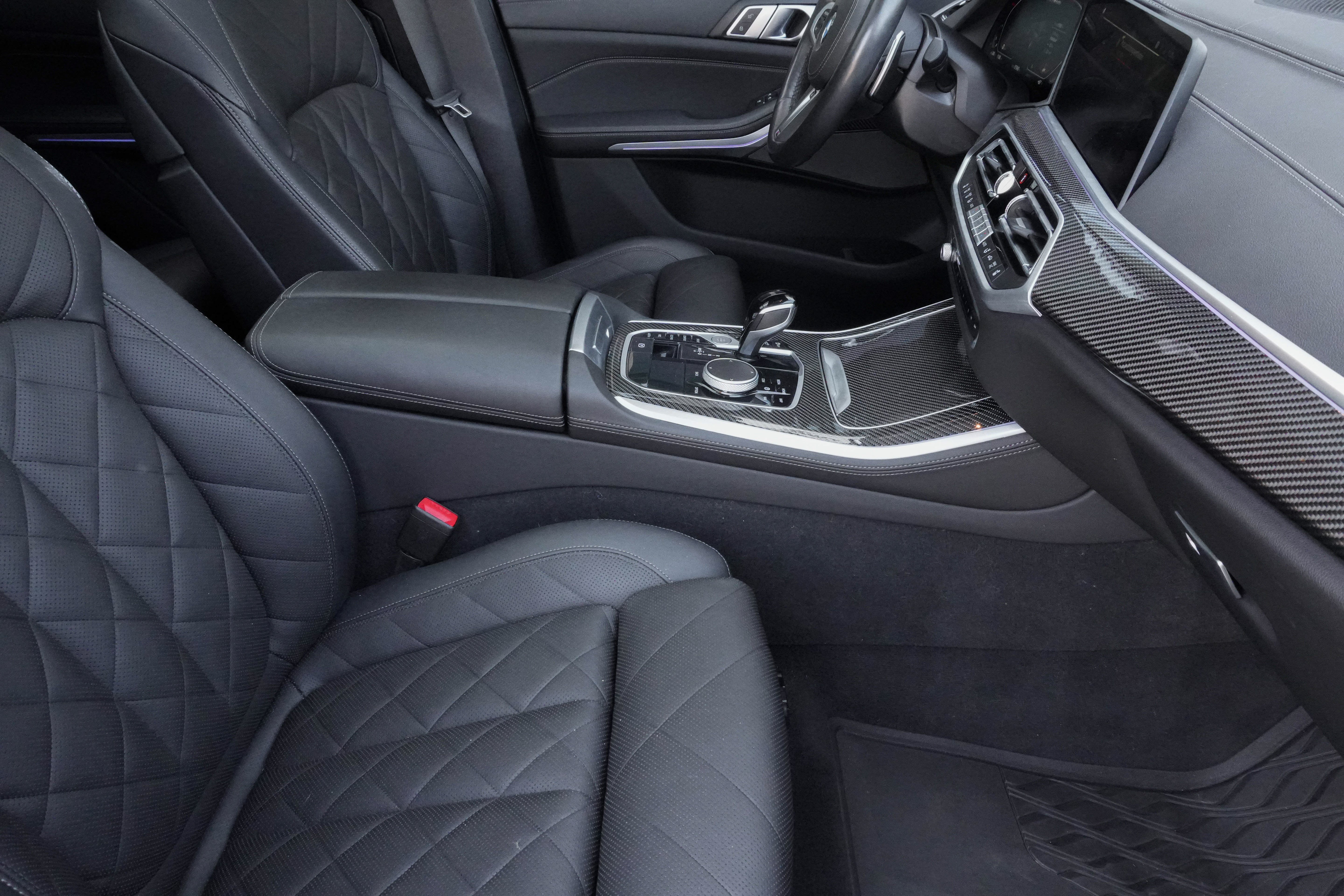 Used 2023 BMW X5 M50i w/ Climate Comfort Package AWD/4WD image 10