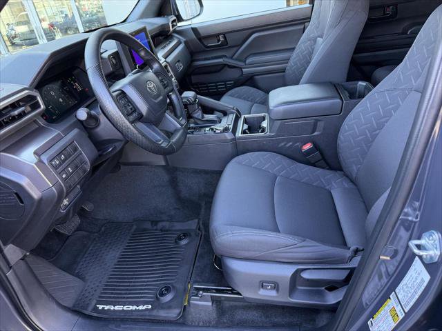 Certified 2025 Toyota Tacoma SR5 AWD/4WD image 13