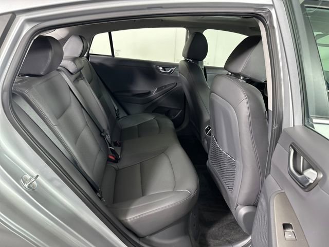 Used 2020 Hyundai Ioniq Limited image 27