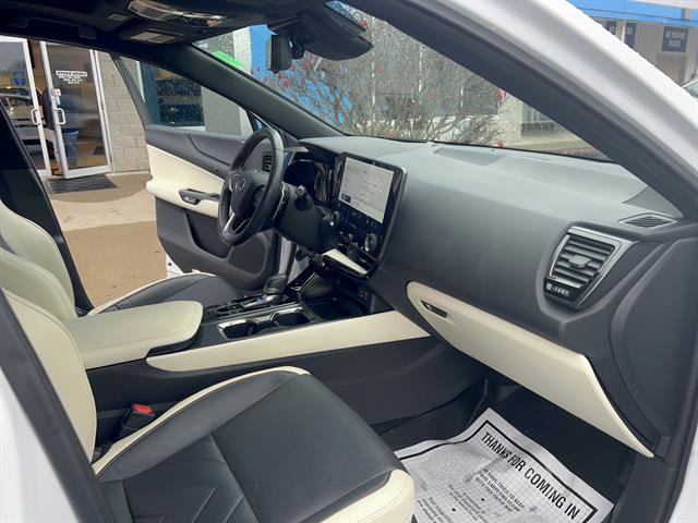 Used 2024 Lexus NX 350 AWD w/ Luxury Package image 18