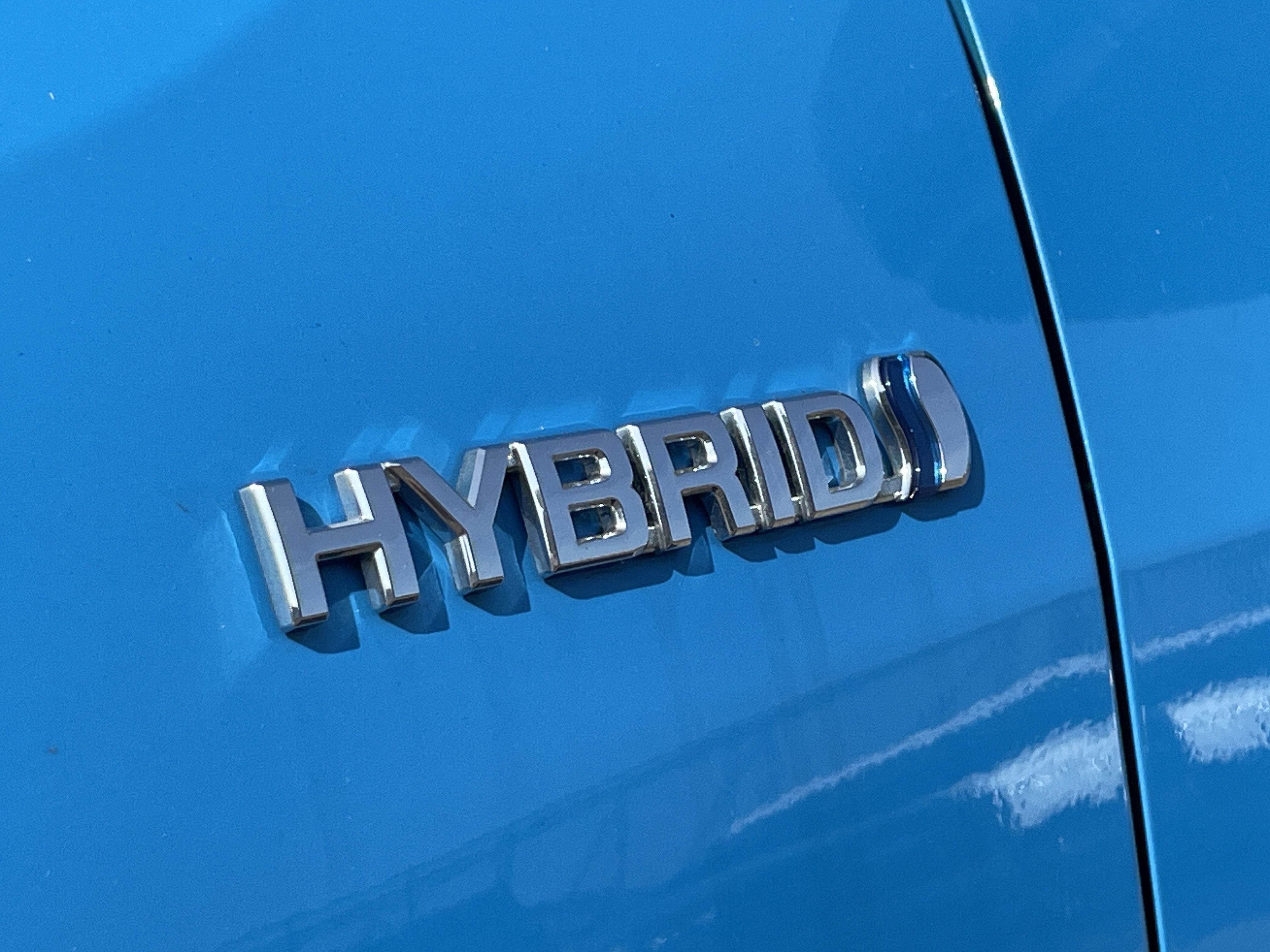 Used 2021 Toyota RAV4 LE AWD/4WD image 8