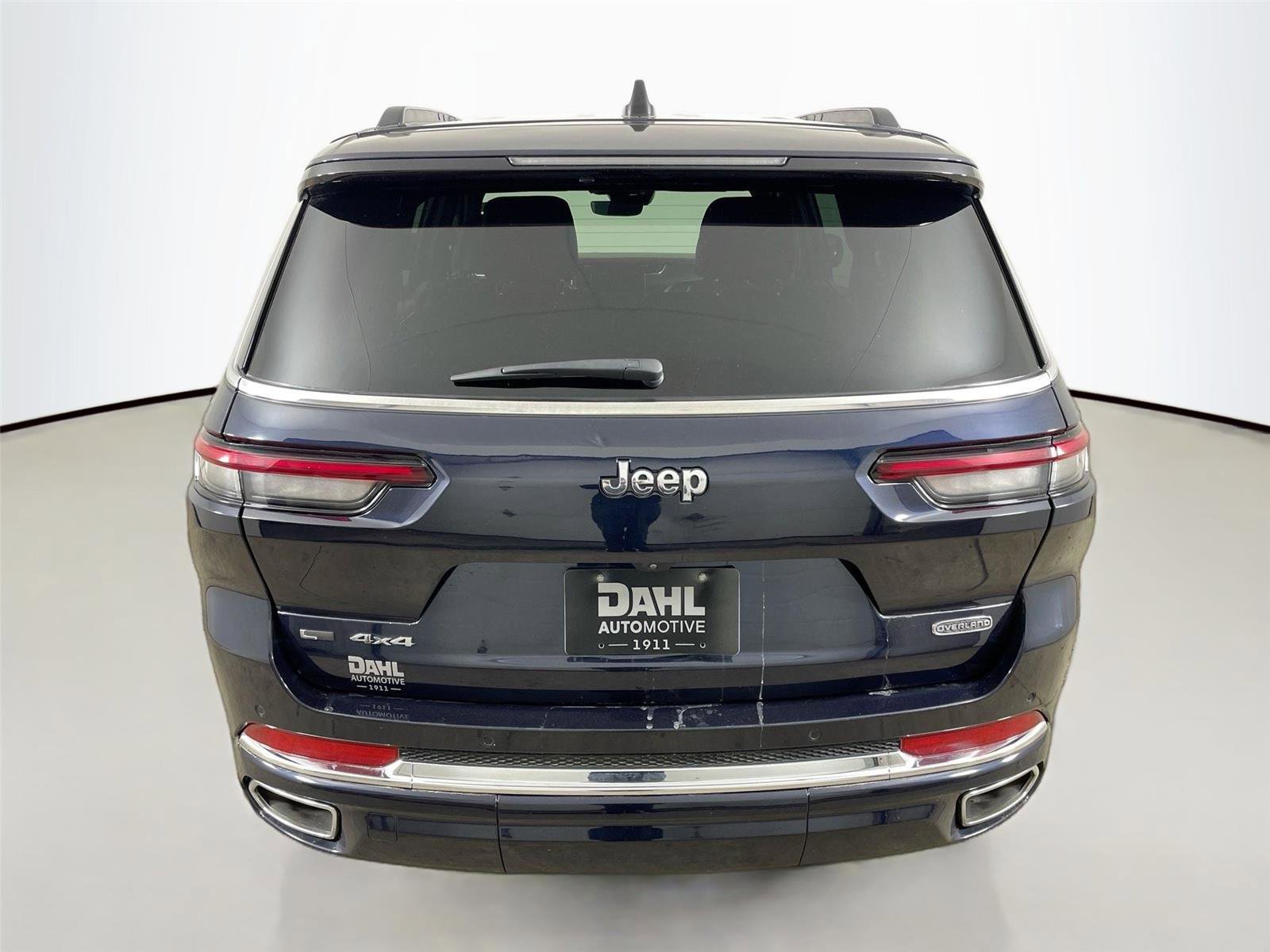 Used 2023 Jeep Grand Cherokee L Overland AWD/4WD image 12