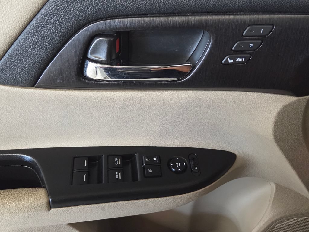 Used 2013 Honda Accord EX-L image 24