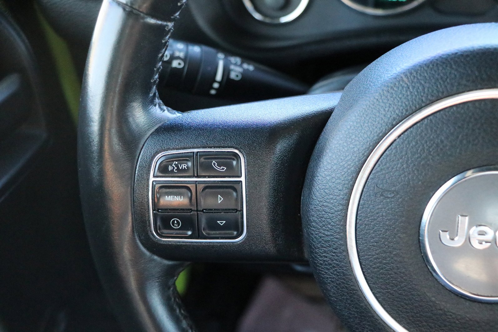 Used 2017 Jeep Wrangler Unlimited Sport w/ Connectivity Group image 15