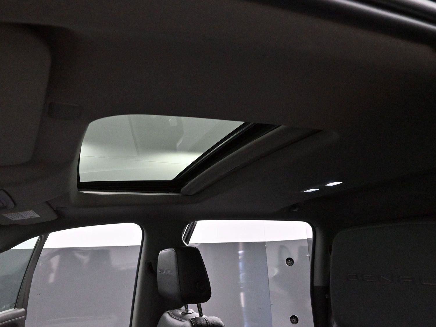 Used 2022 GMC Sierra 1500 Denali w/ Denali Reserve Package image 28