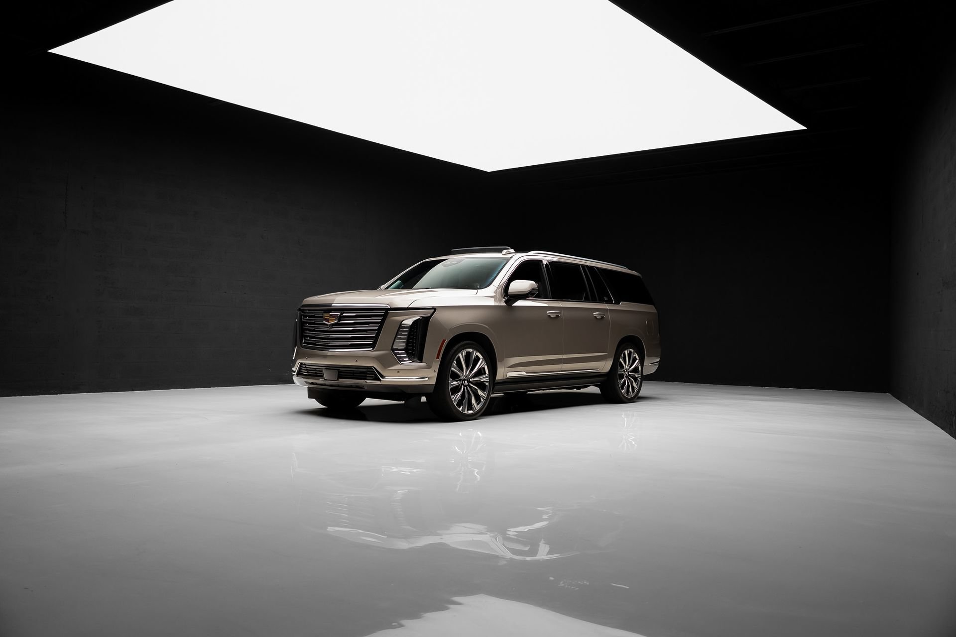 Used 2025 Cadillac Escalade ESV Premium Luxury Platinum AWD/4WD image 88