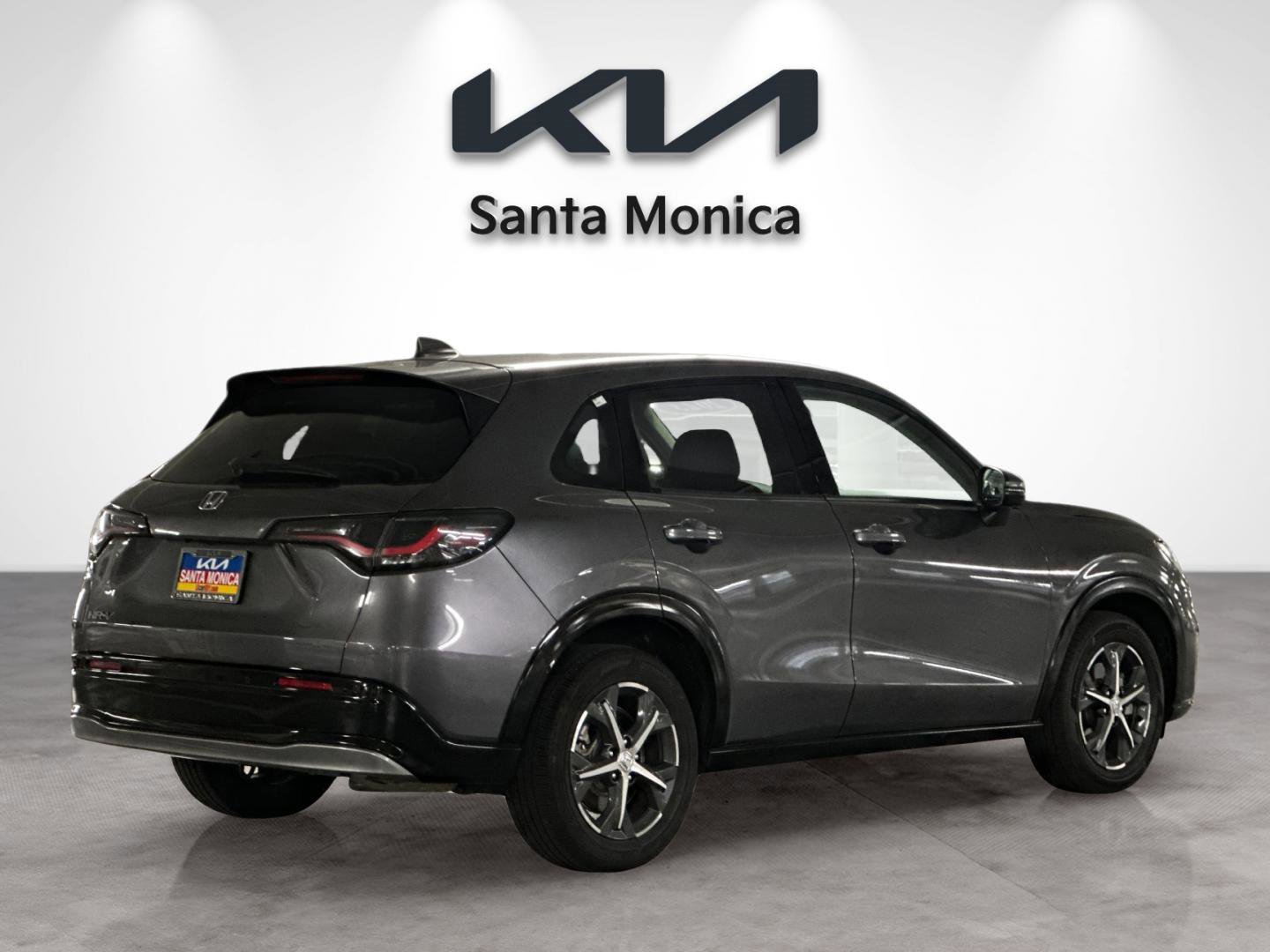 Used 2023 Honda HR-V EX-L image 5