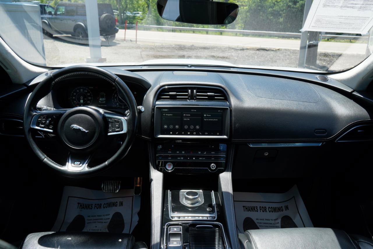 Used 2020 Jaguar F-PACE R-Sport AWD/4WD image 52