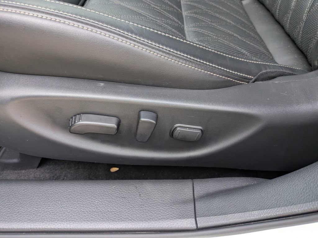 Used 2023 Nissan Maxima Platinum w/ Sport Mat Group image 8