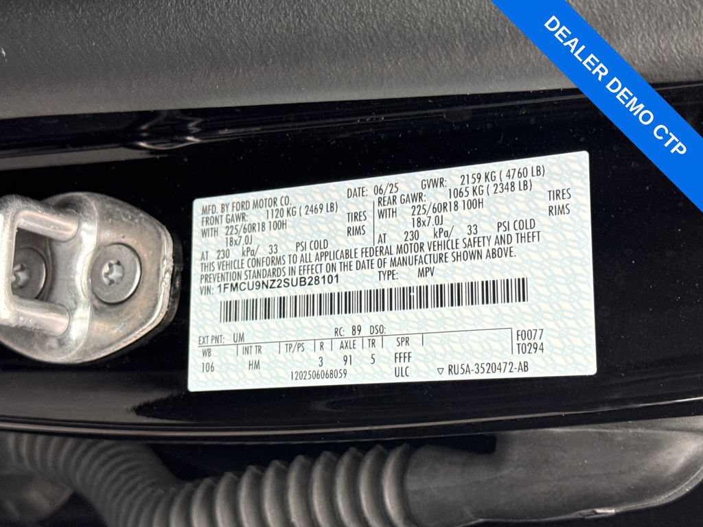 Used 2025 Ford Escape ST-Line Select AWD/4WD image 22