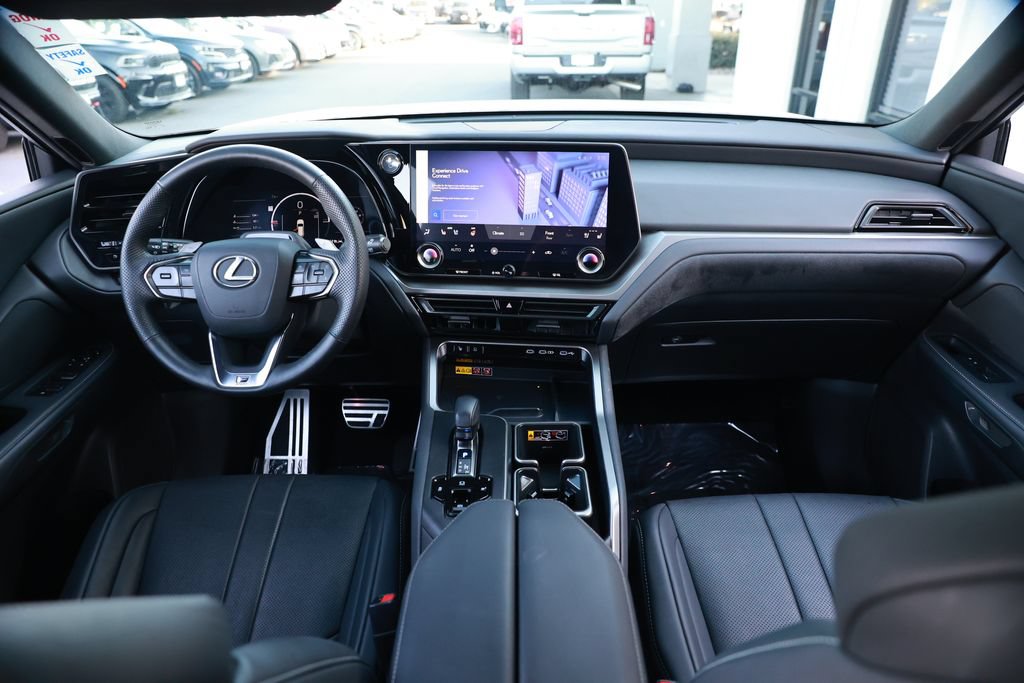 Used 2024 Lexus TX 500h AWD w/ Technology Package image 25