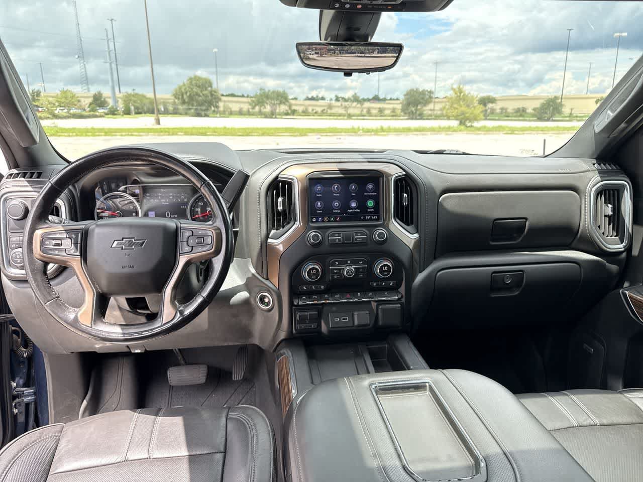 Used 2019 Chevrolet Silverado 1500 High Country w/ Technology Package RWD image 15