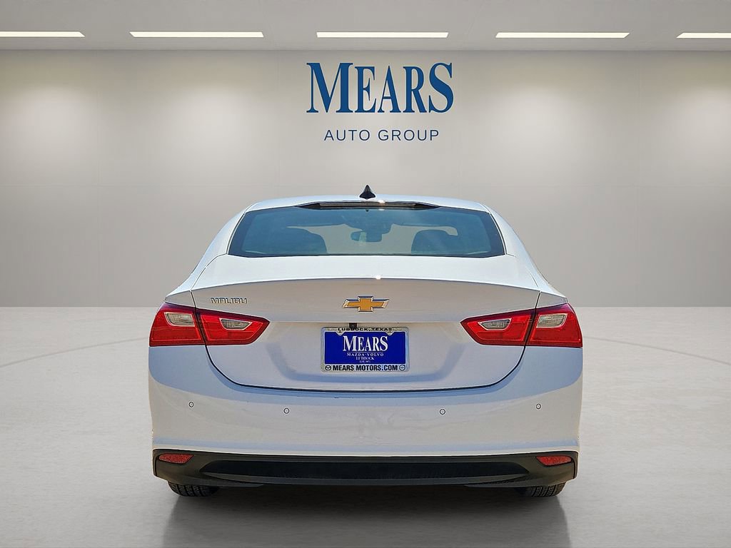 Used 2025 Chevrolet Malibu LS FWD image 4