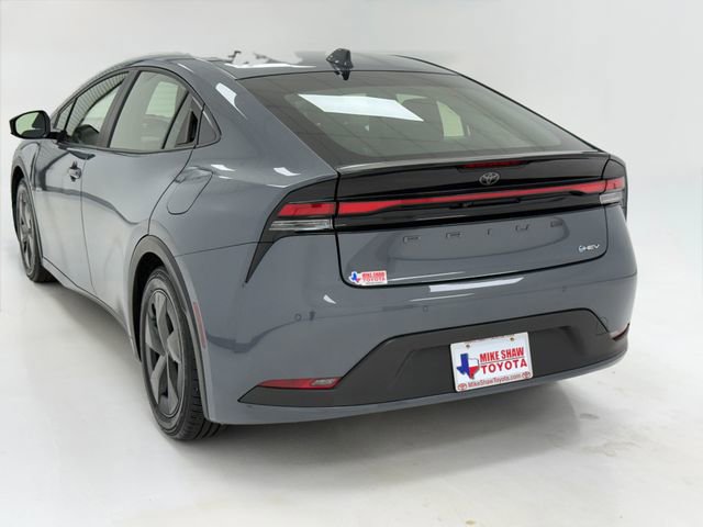 Used 2025 Toyota Prius LE FWD image 38