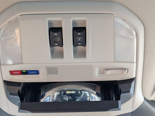 Used 2025 Subaru Ascent Touring w/ Popular Package #2 AWD/4WD image 19