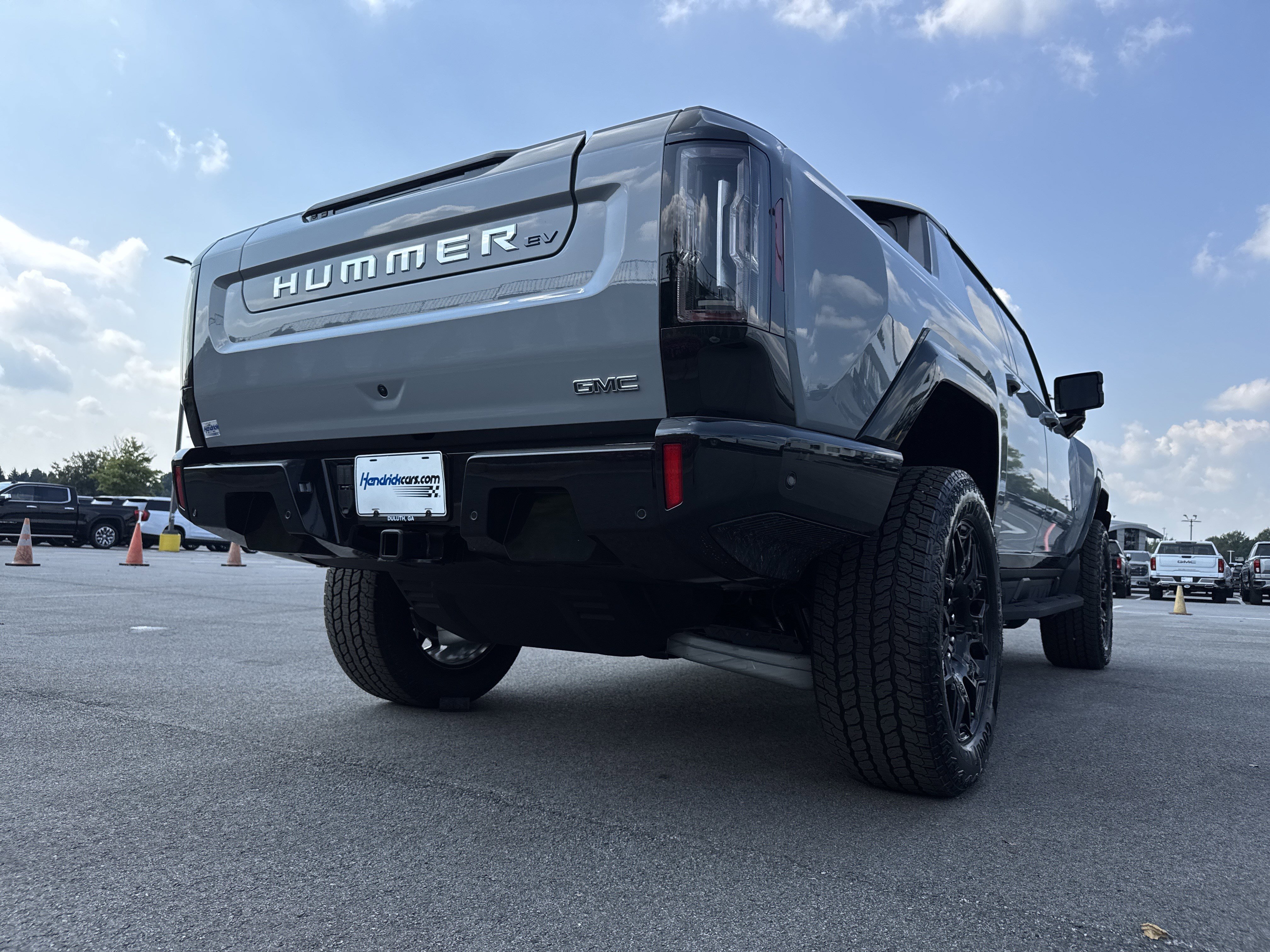 New 2026 GMC Hummer EV 4x4 Crew Cab image 10