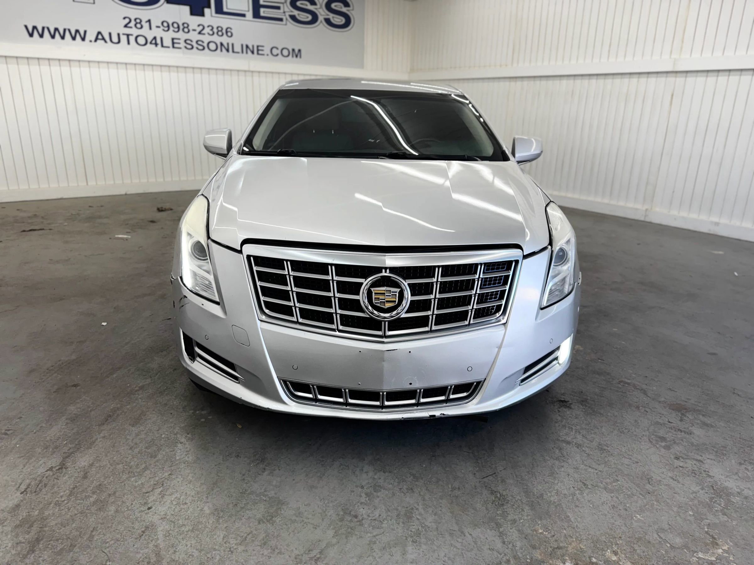 Used 2014 Cadillac XTS Luxury image 4