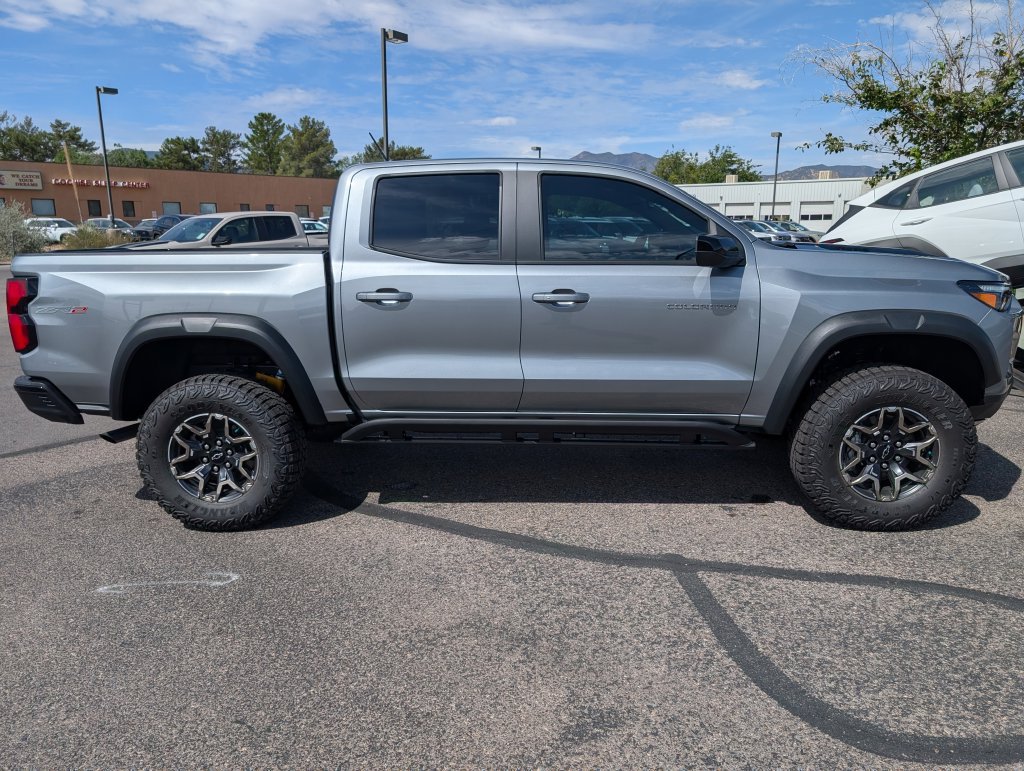 New 2026 Chevrolet Colorado ZR2 AWD/4WD image 6