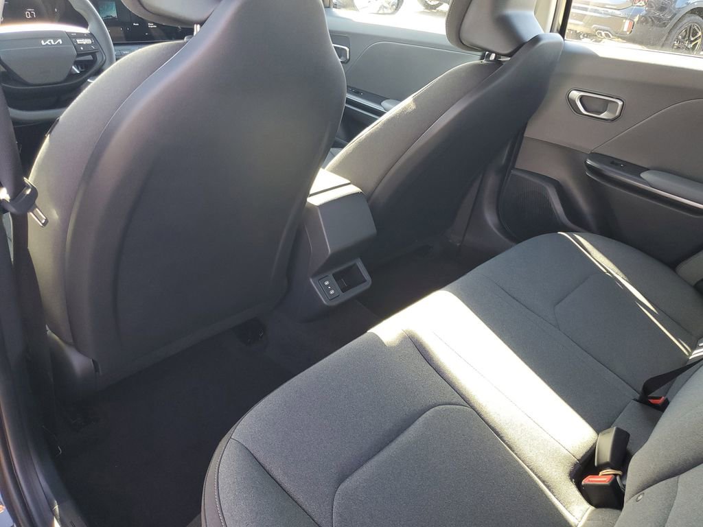 New 2026 Kia K4 LXS image 21