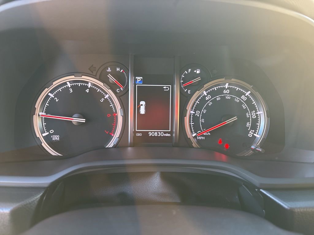 Used 2021 Toyota 4Runner Limited image 17