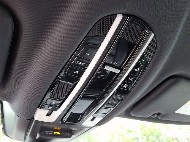 Used 2020 Porsche Cayenne S AWD/4WD image 30