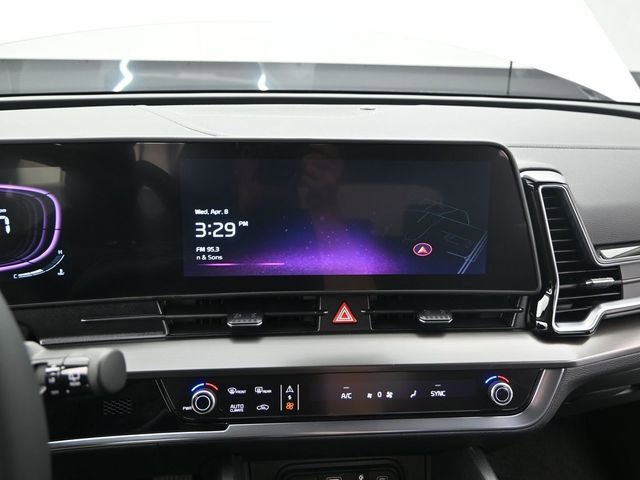 Used 2025 Kia Sportage EX FWD image 6