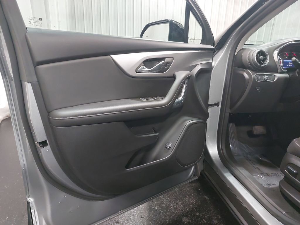 Used 2023 Chevrolet Blazer LT w/ Convenience Package image 28