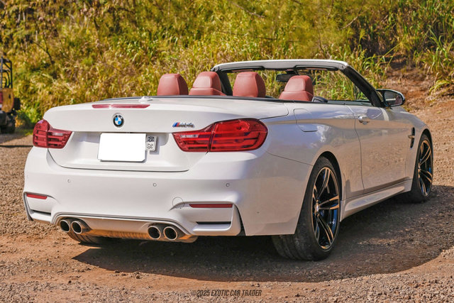 Used 2015 BMW M4 Convertible image 8