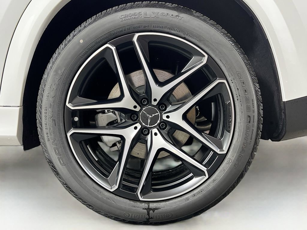 Used 2025 Mercedes-Benz GLE 53 AMG 4MATIC Coupe image 33