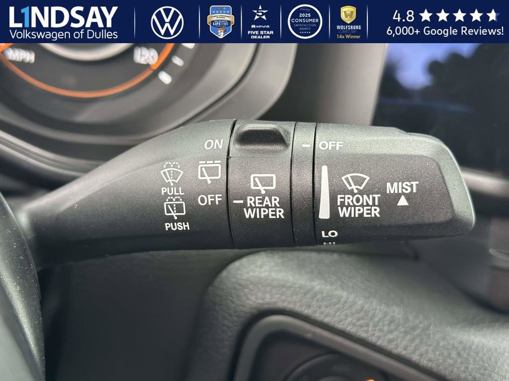 Used 2025 Jeep Wrangler Willys image 22