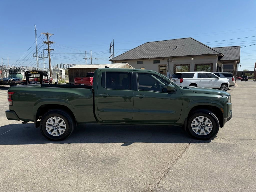 Used 2022 Nissan Frontier SV image 6