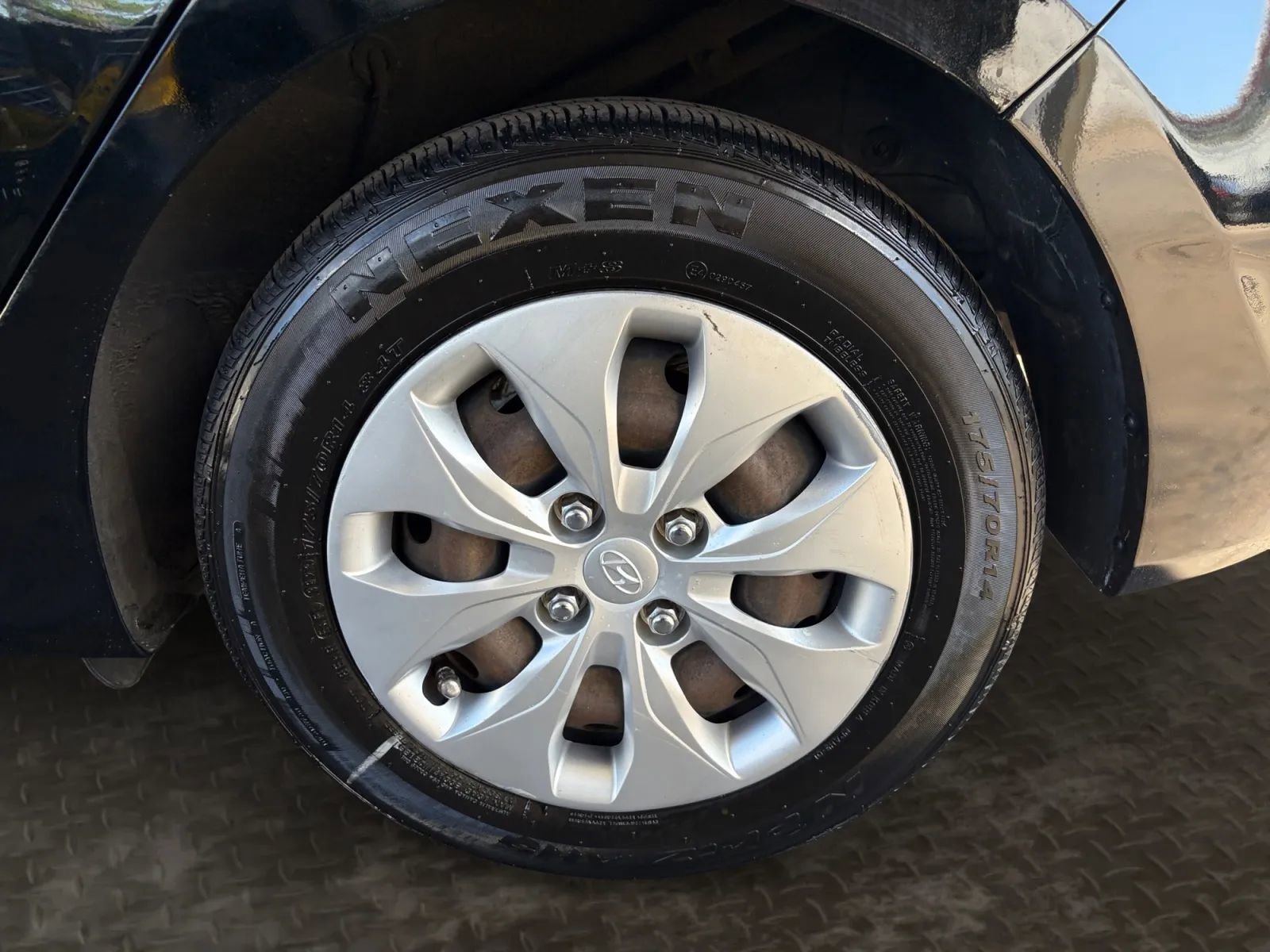 Used 2016 Hyundai Accent SE FWD image 34